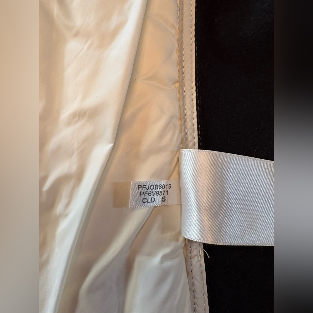 Calvin Klein Performance Vest Ivory Down Women’s Small - Picture 9 of 9